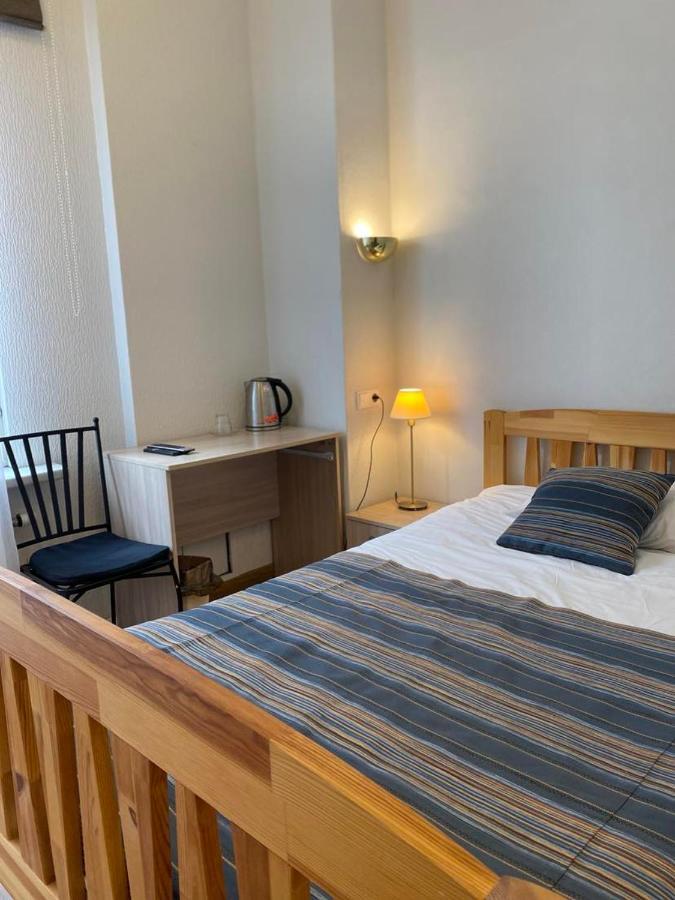 Aquamarine Hotel - Lauluvaeljak ทาลลินน์ ภายนอก รูปภาพ